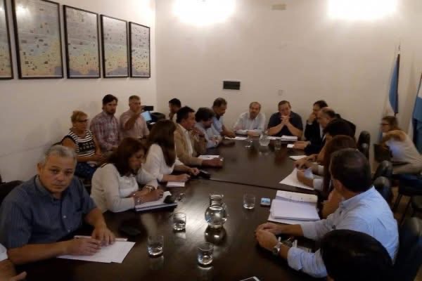 Paritarias 2026: el Gobierno de Entre Ríos convocó a los gremios