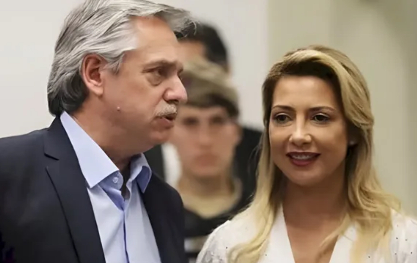 Piden elevar a juicio oral a Alberto Fernández por violencia de género