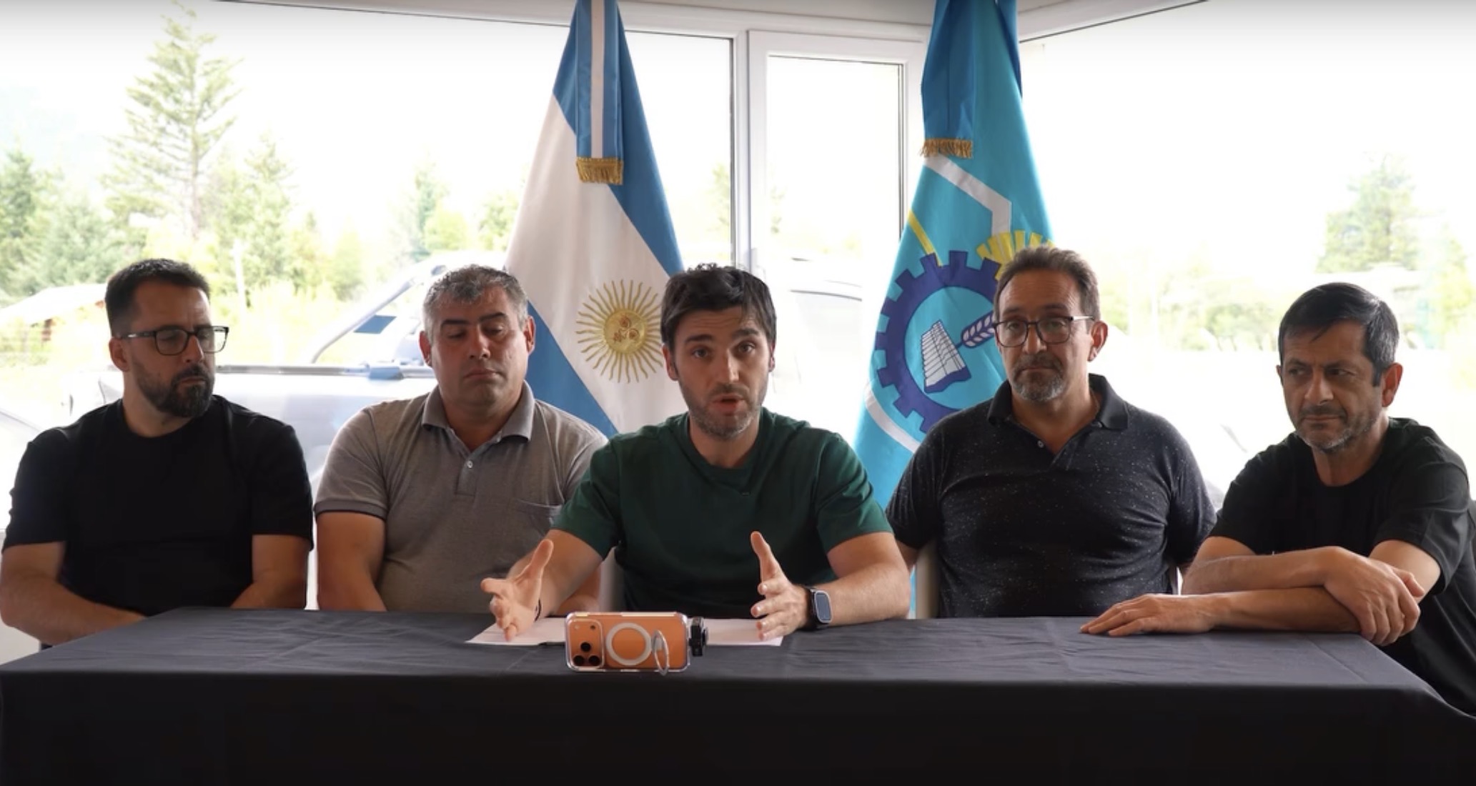 Gobernadores de la Patagonia reclaman al Congreso declarar la Emergencia Ígnea