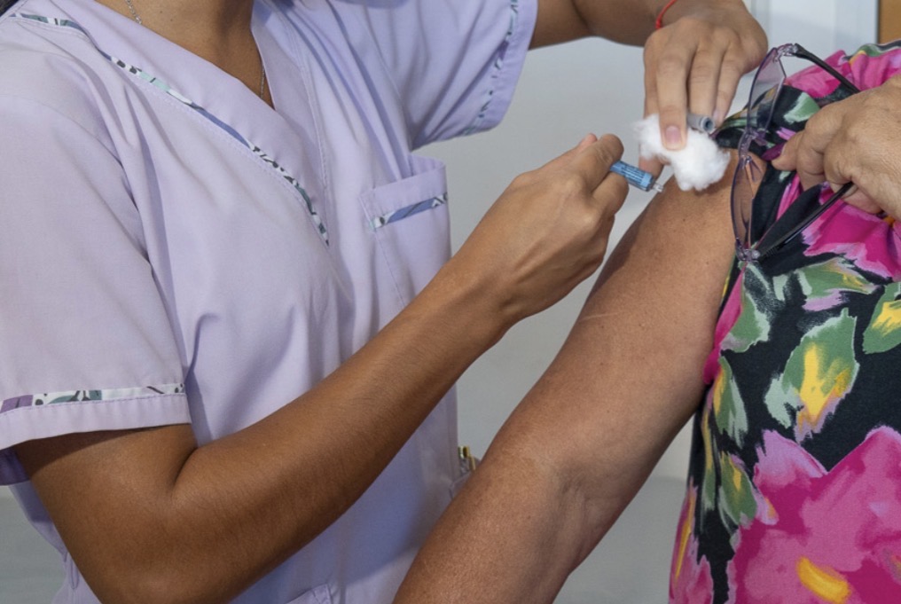 Salud insta a completar esquemas de vacunación antigripal a población objetivo