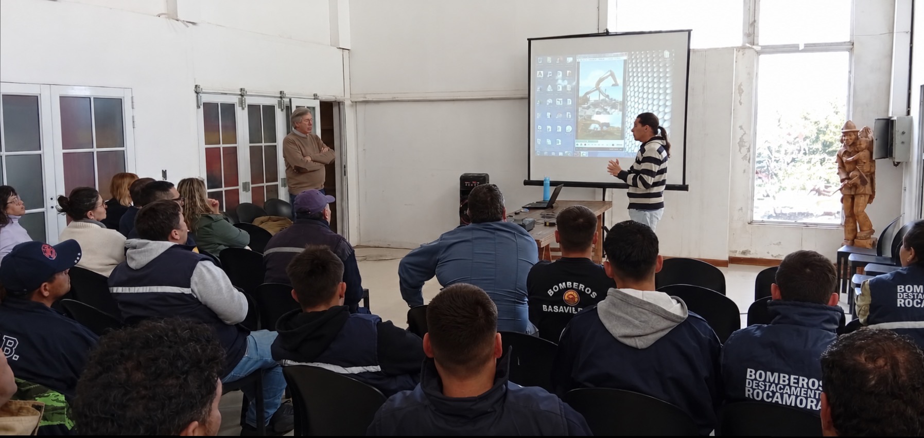 Bomberos:  realizaron charla informativa sobre “El Súper Niño 2026”