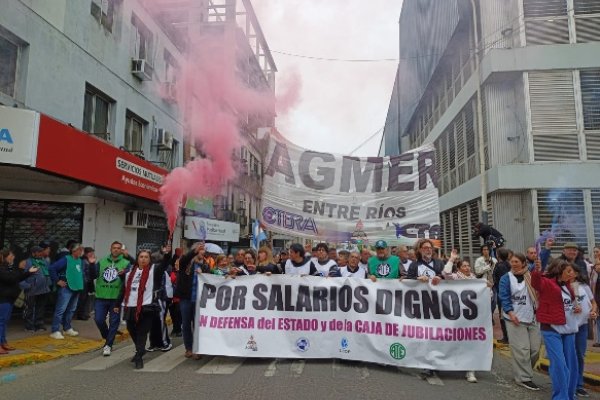 Gremios volvieron a marchar contra la reforma previsional