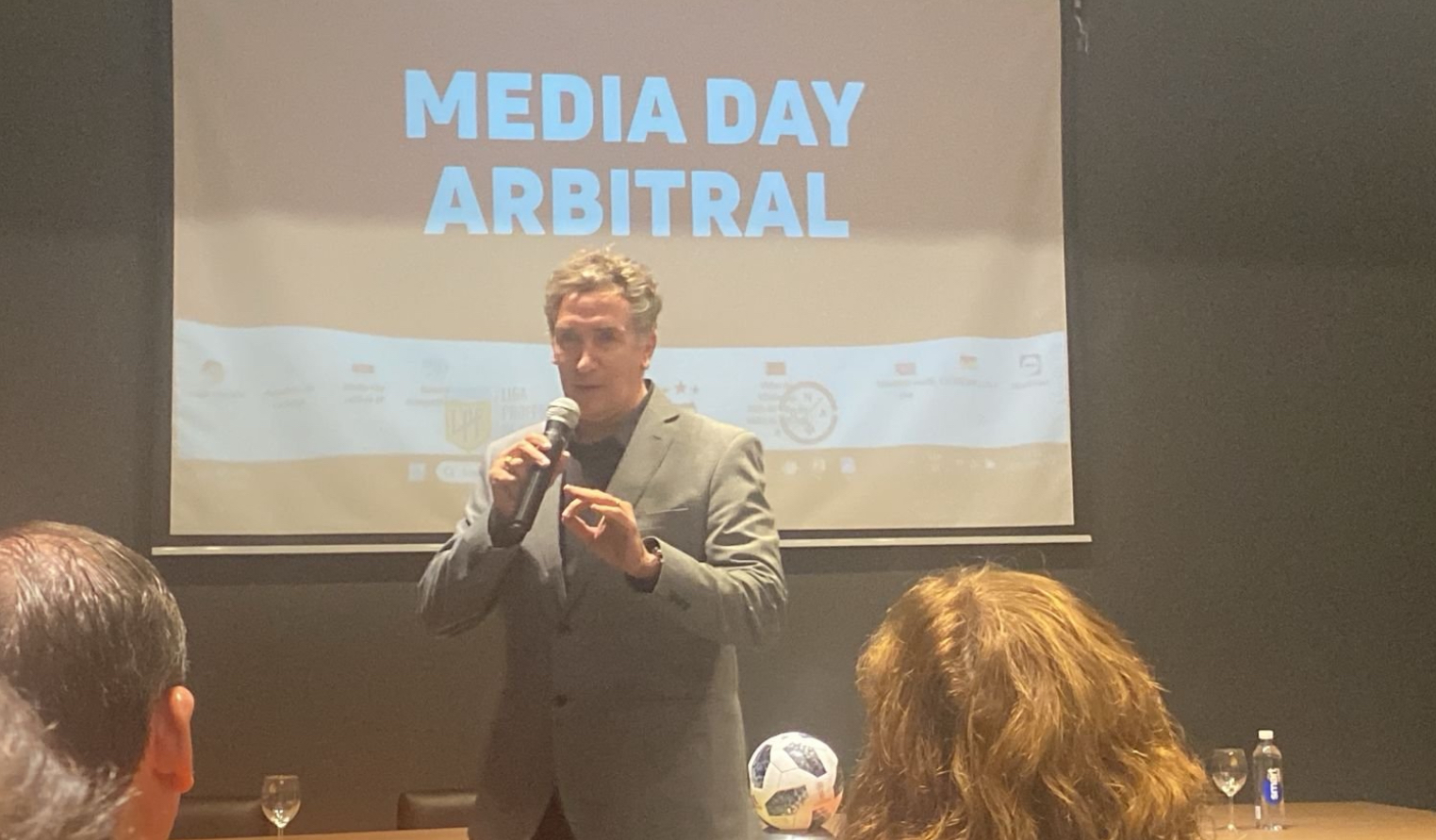 La AFA anunció cambios en el arbitraje