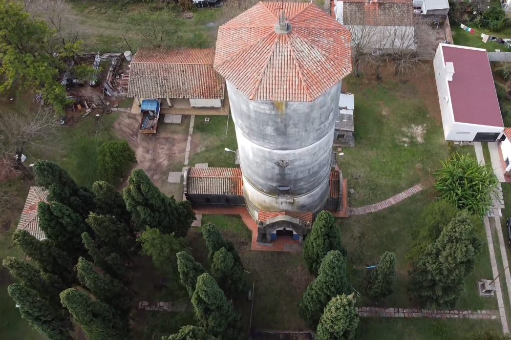 Besel ratificó su idea de impulsar la instalaciones de medidores de agua 