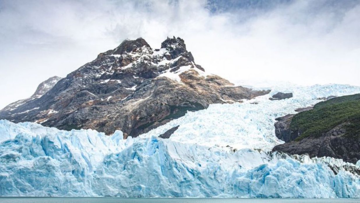 El Gobierno de Javier Milei promulgó la Ley de glaciares