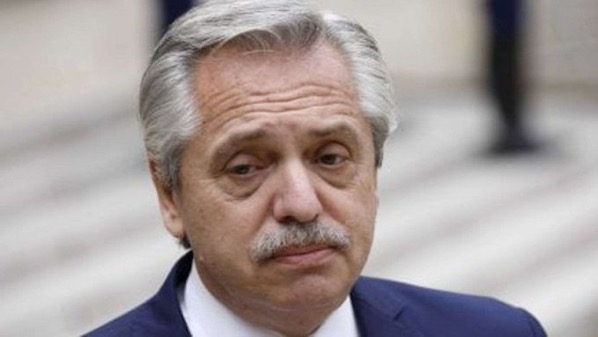 Procesaron al ex Presidente Alberto Fernández en la causa Seguros