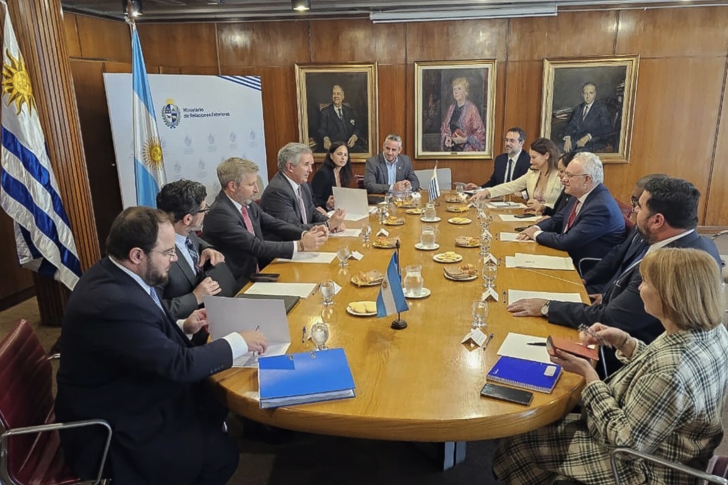 Frigerio reclamó relocalización del proyecto de hidrógeno verde en Paysandú