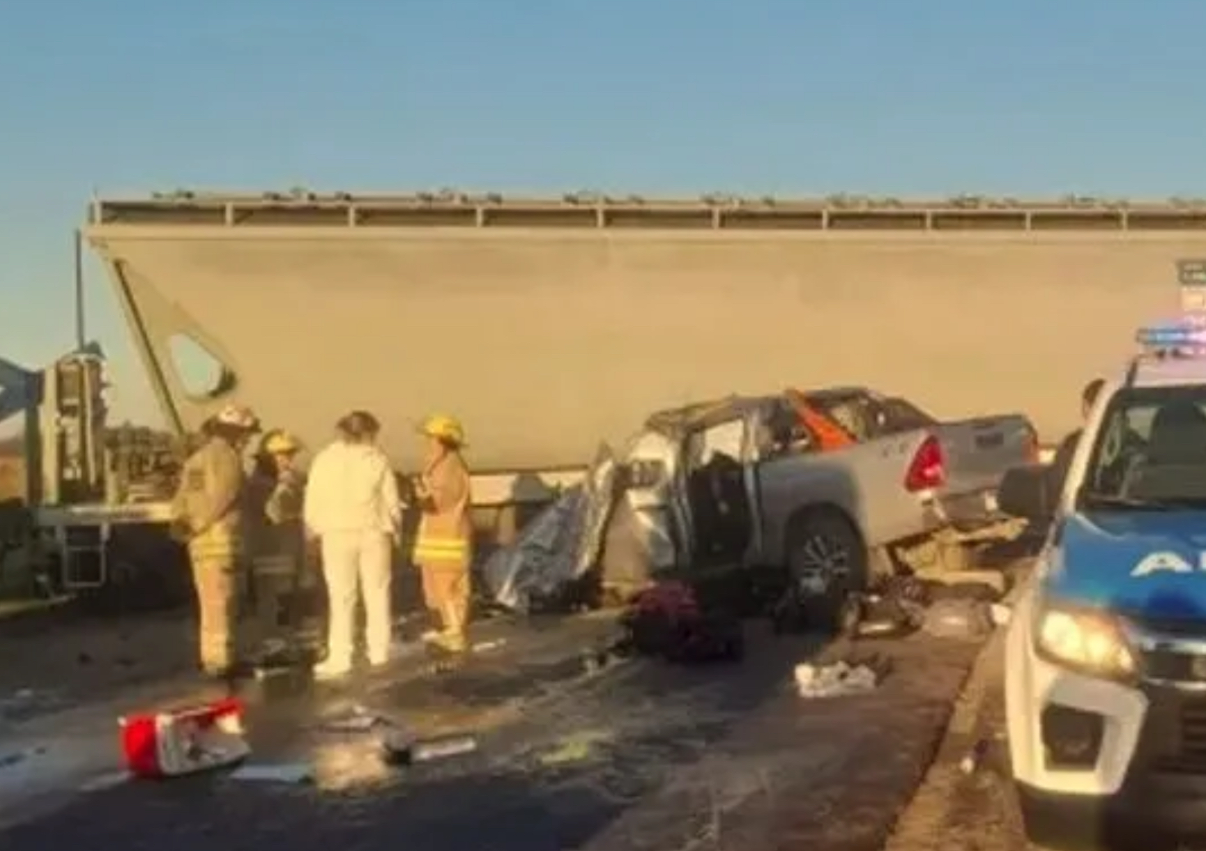 Tres muertos tras el choque de una camioneta con un tren de cargas