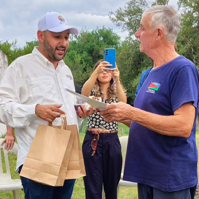 Delegación colombiana visitó Rocamora 