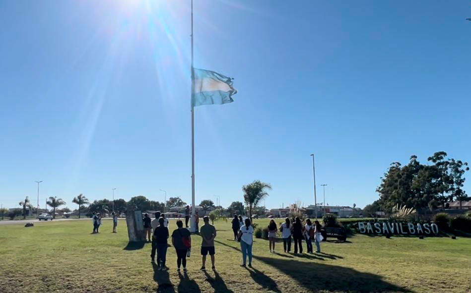 AGMER realiza una volanteada en el Acceso Oeste de Basavilbaso