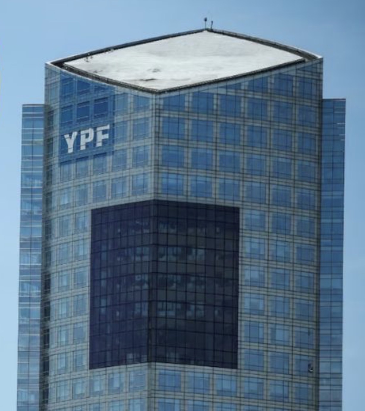Nuevo revés para Burford en el juicio por YPF