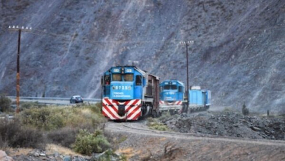 Modifican esquema de privatización del Belgrano Cargas 