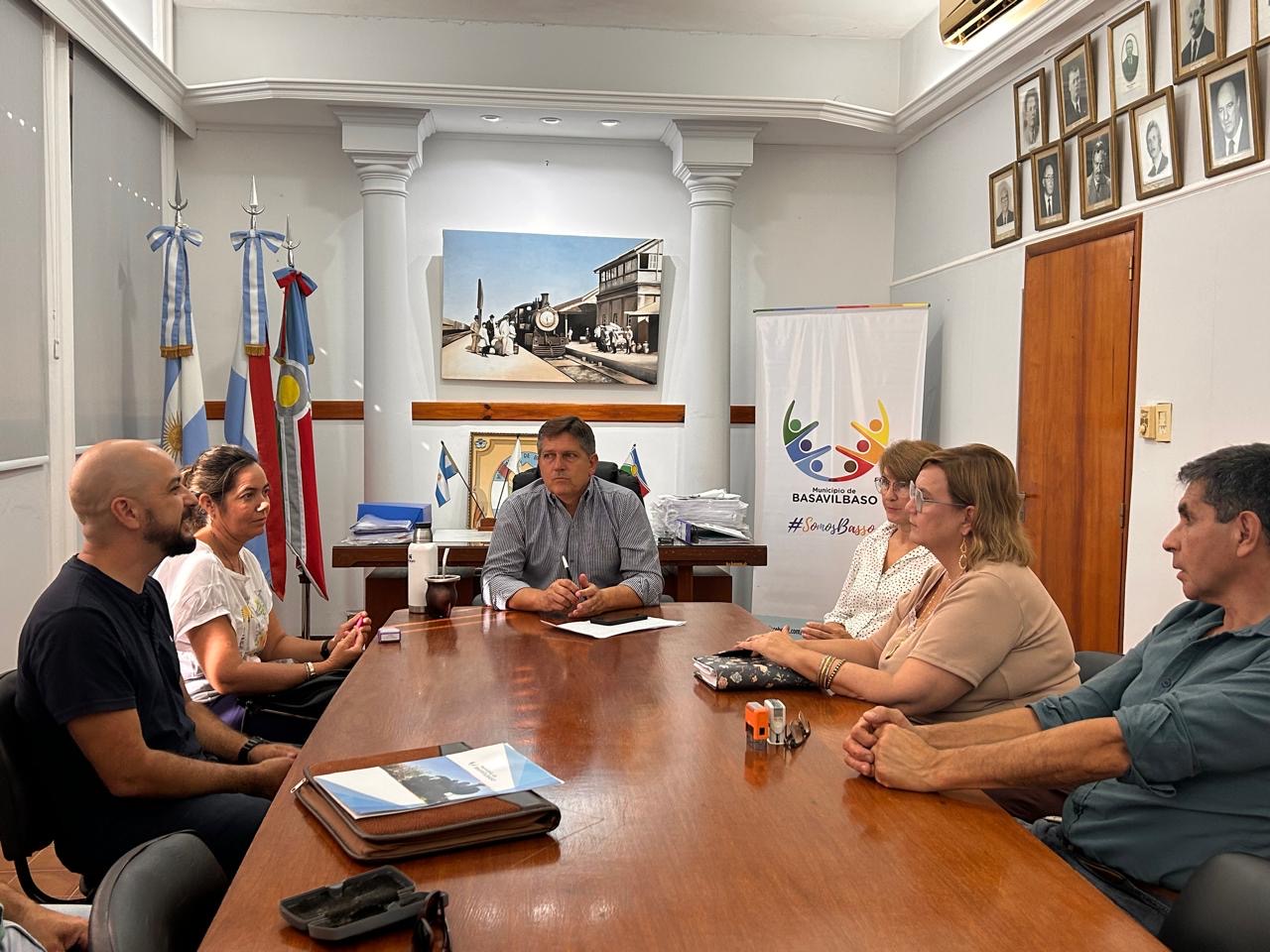 Firma de convenio para fortalecer la educación de jóvenes y adultos