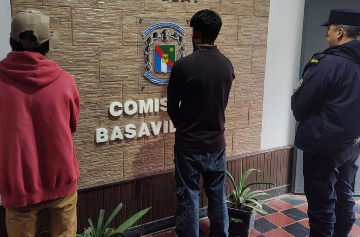 Recuperan prendas robadas en un local de indumentaria frente a la Terminal