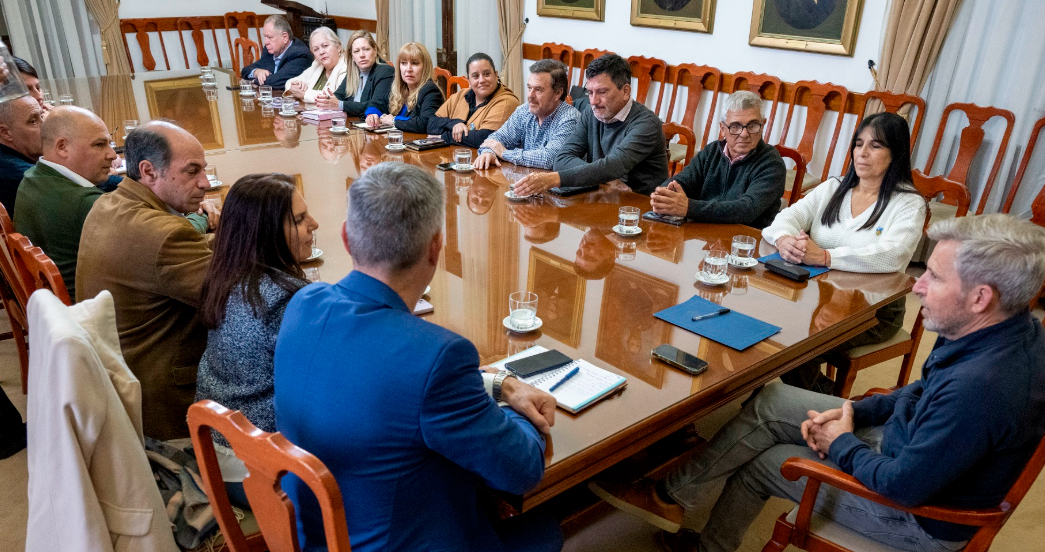 Frigerio trató con legisladores la situación de Entre Ríos