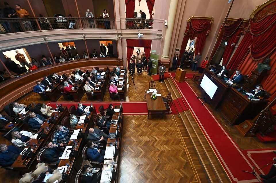 Media sanción de Diputados al Régimen de consorcios camineros rurales