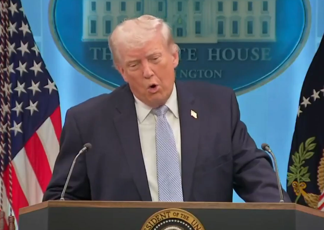 Donald Trump lanzó una dura advirtencia a Irán