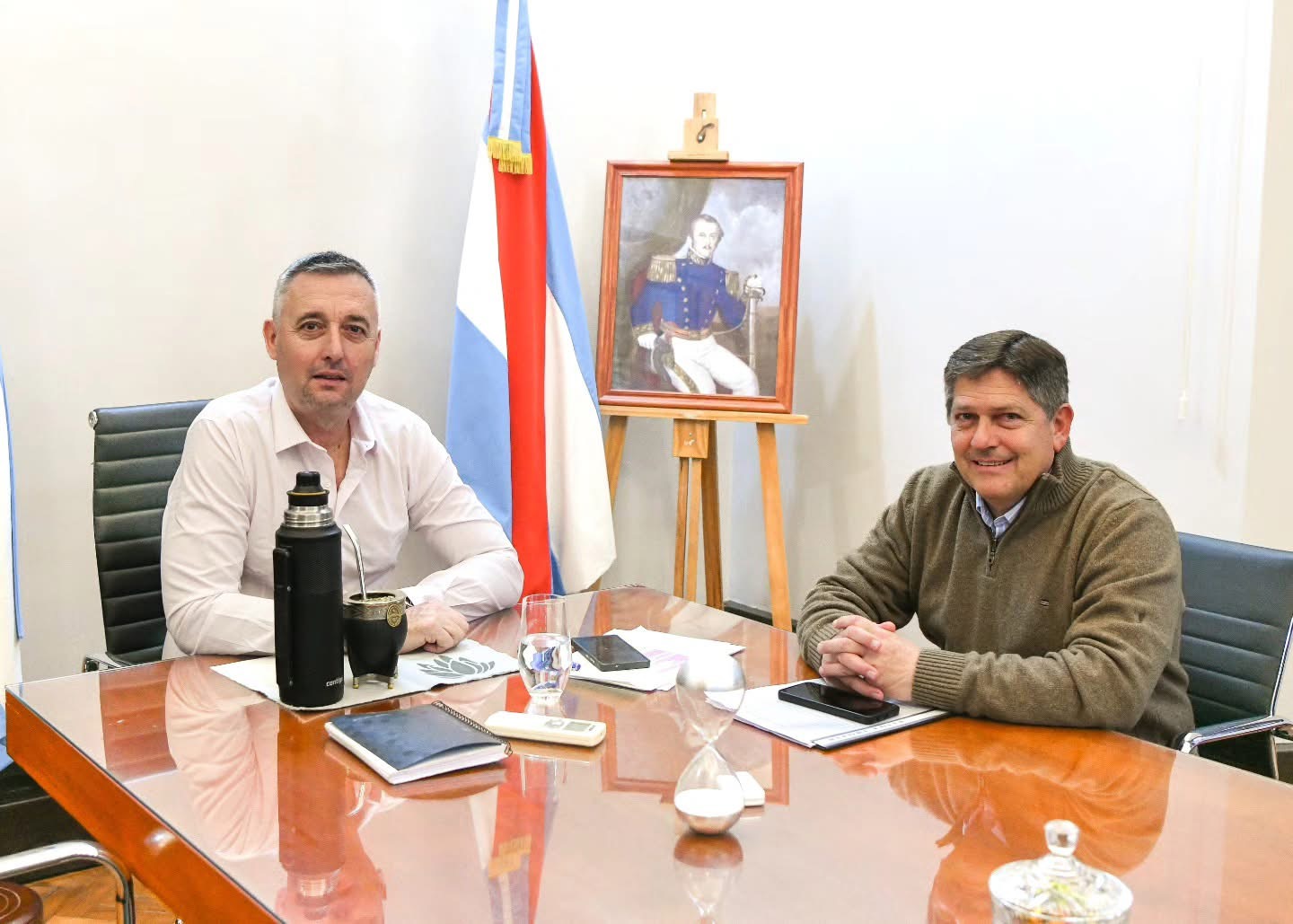 Gustavo Hein recibió al Intendente de Basavilbaso, Hernán Besel