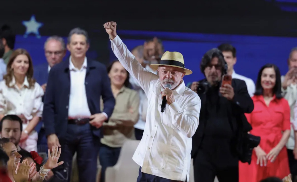 Lula da Silva formalizó su candidatura a la Presidencia de Brasil
