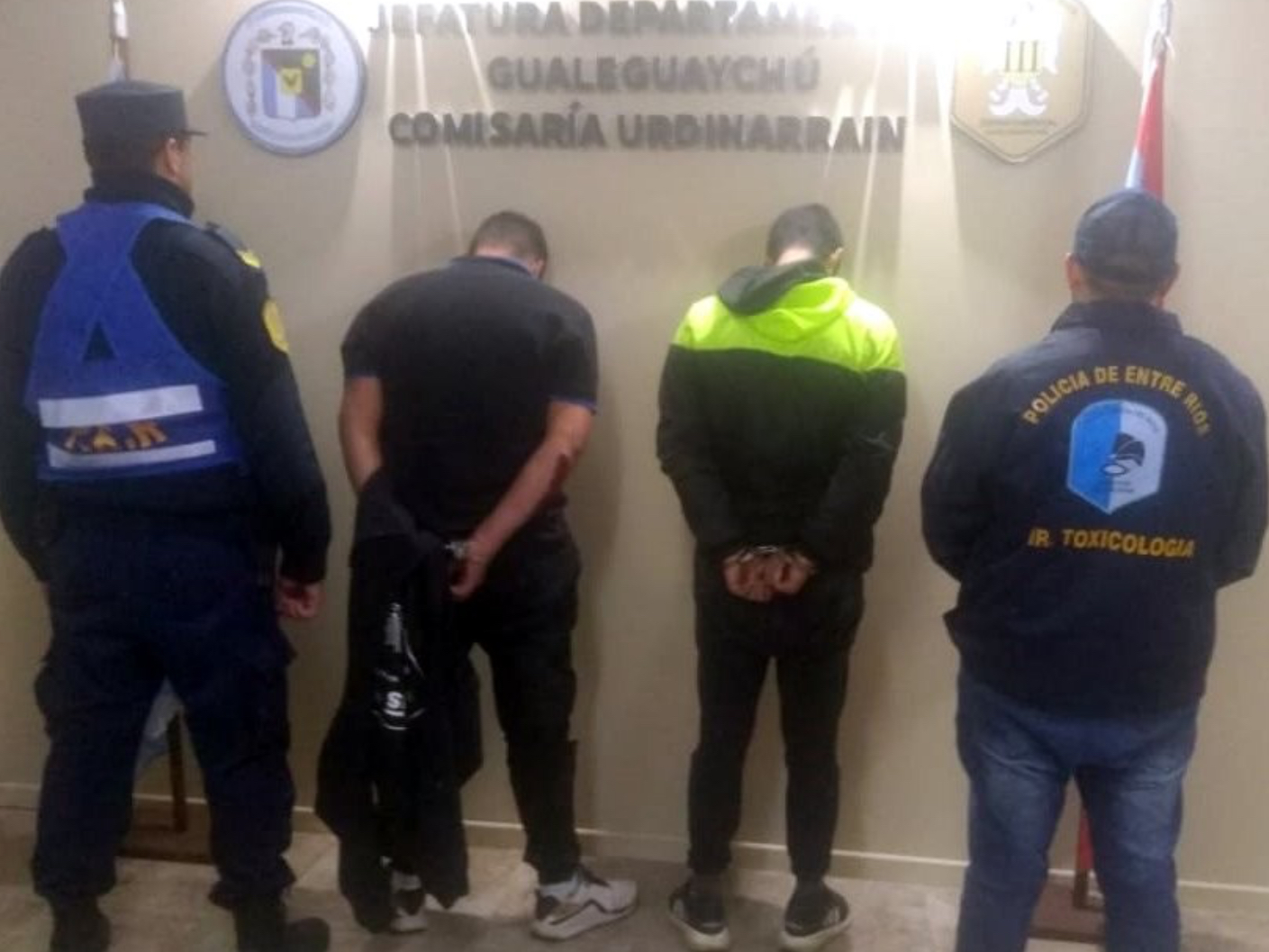 Persecución policial terminó en un choque y secuestro de drogas 