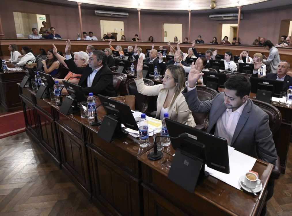 Diputados sancionó la prórroga de la emergencia en obras públicas y viales