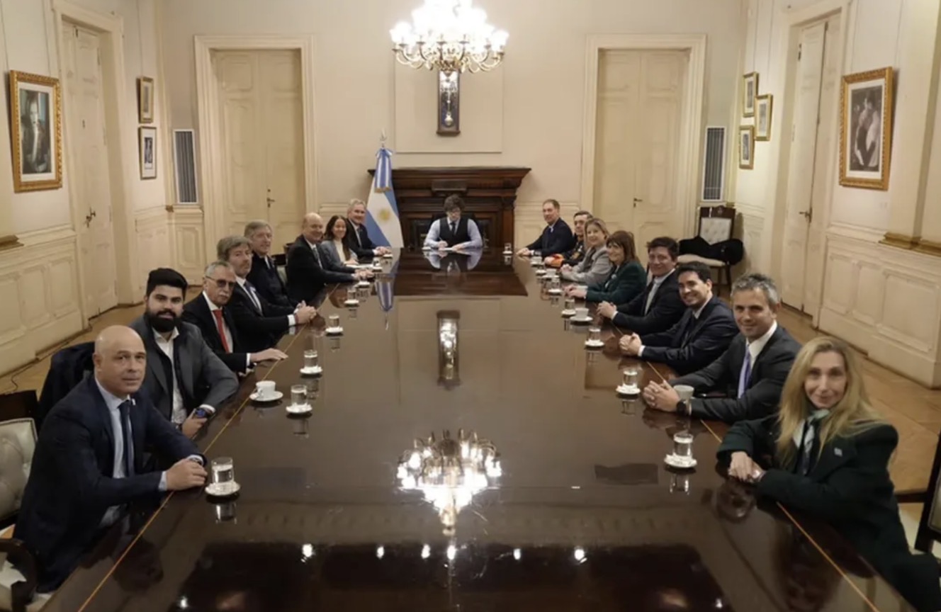 Milei reunió a su Gabinete para avanzar con la reforma del Banco Central