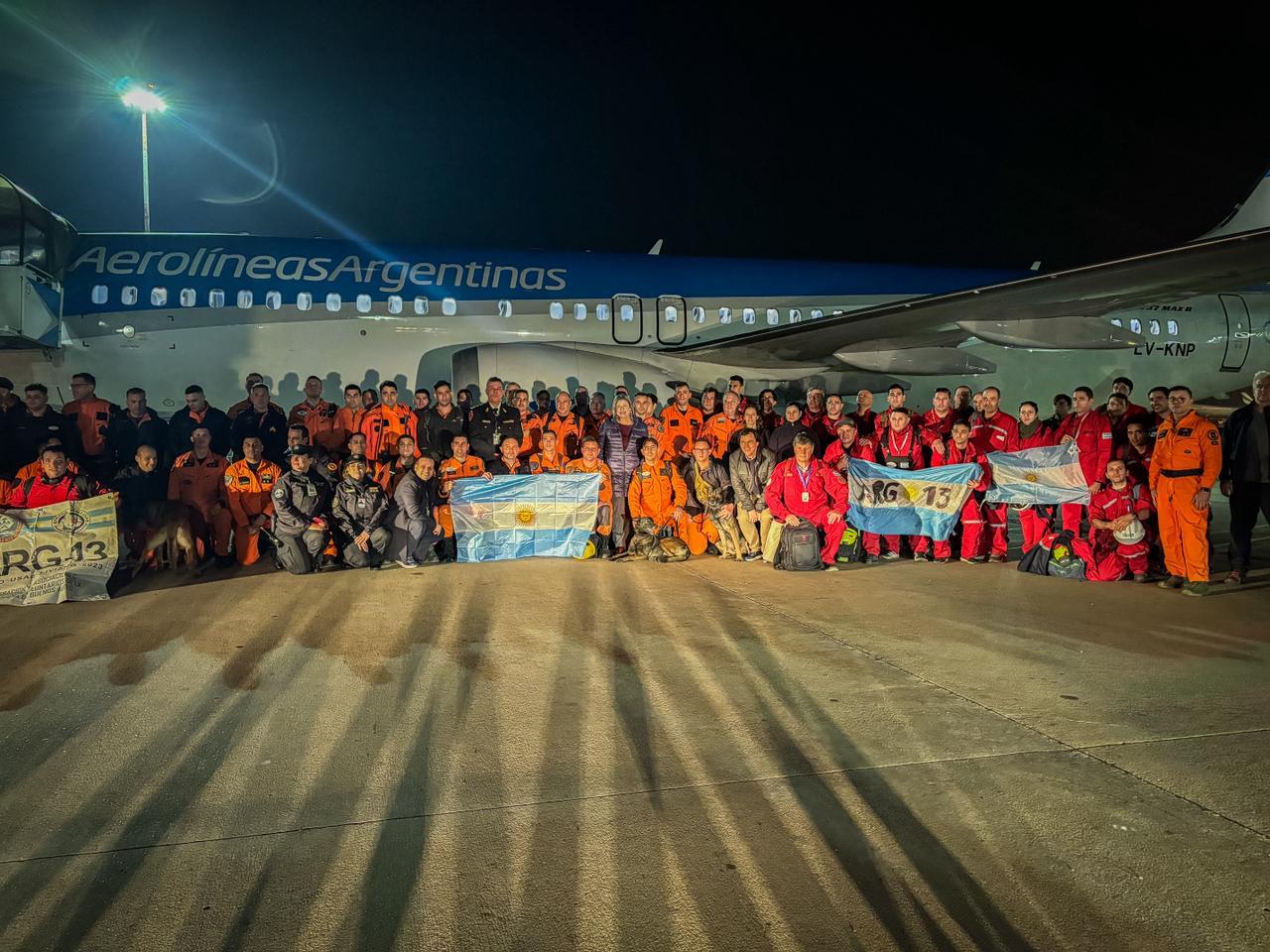 Viajaron a Venezuela brigadistas con 25 toneladas de ayuda humanitaria