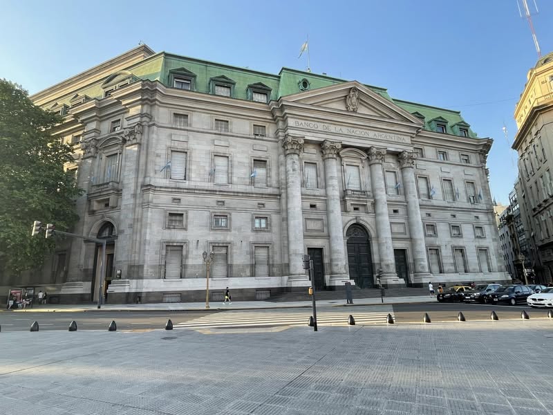 El Banco Nación anunció el cierre de 60 sucursales en todo el país