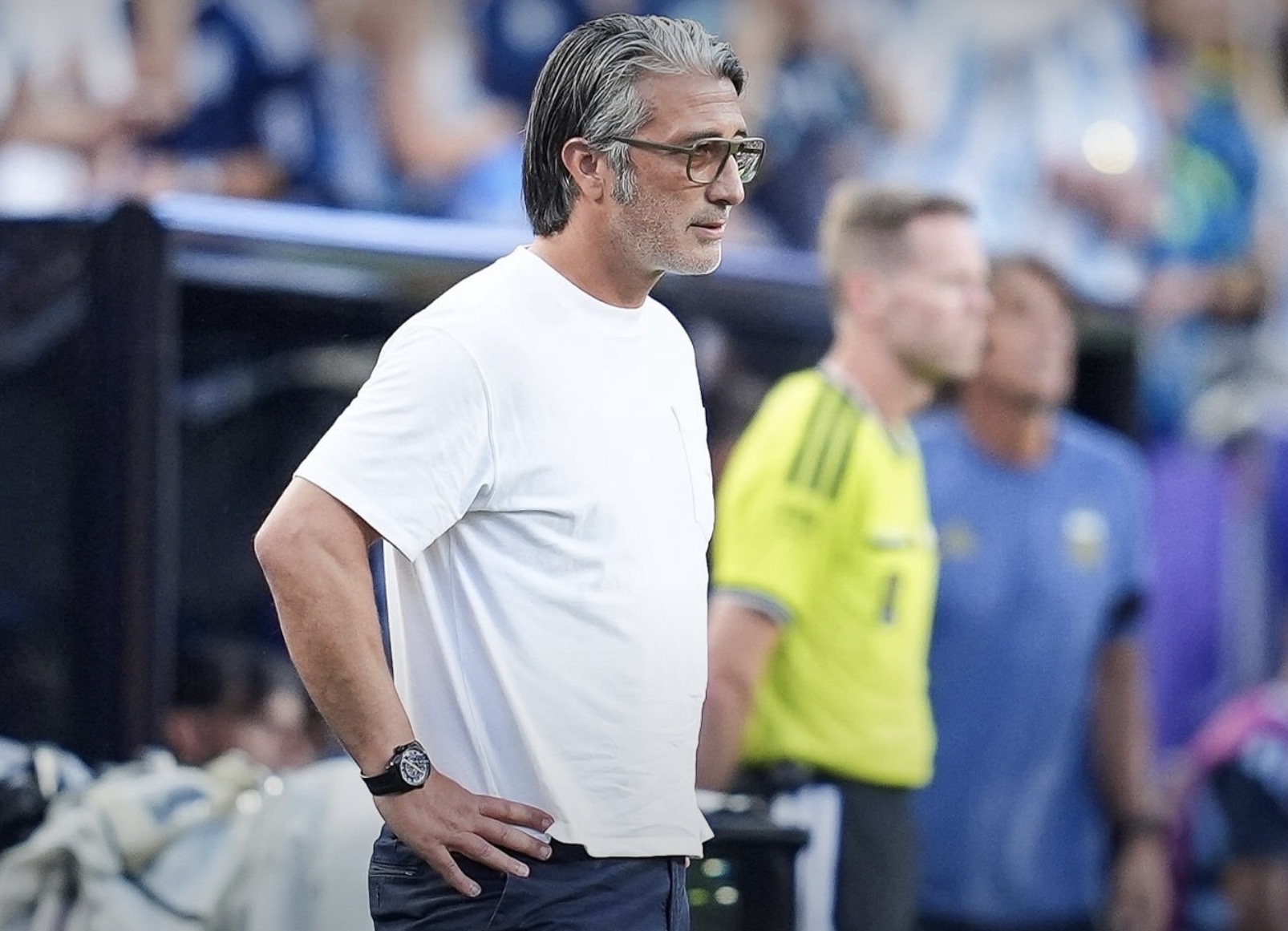 El DT de Suiza cuestionó el arbitraje tras la eliminación ante Argentina