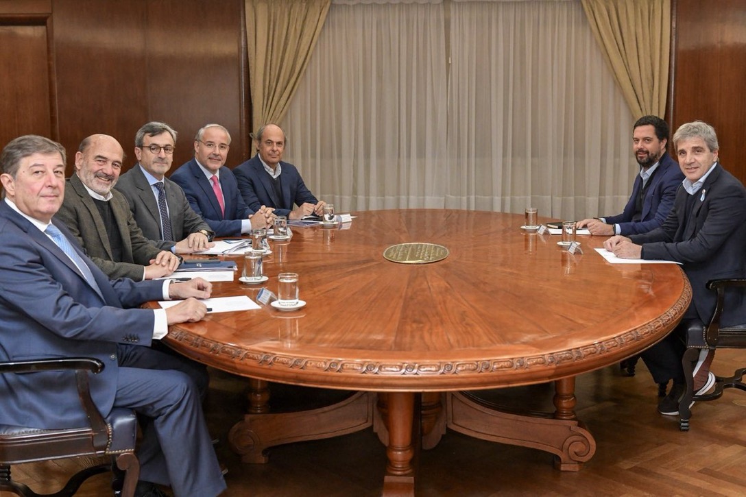 La cúpula de la Unión Industrial se reunió con Caputo