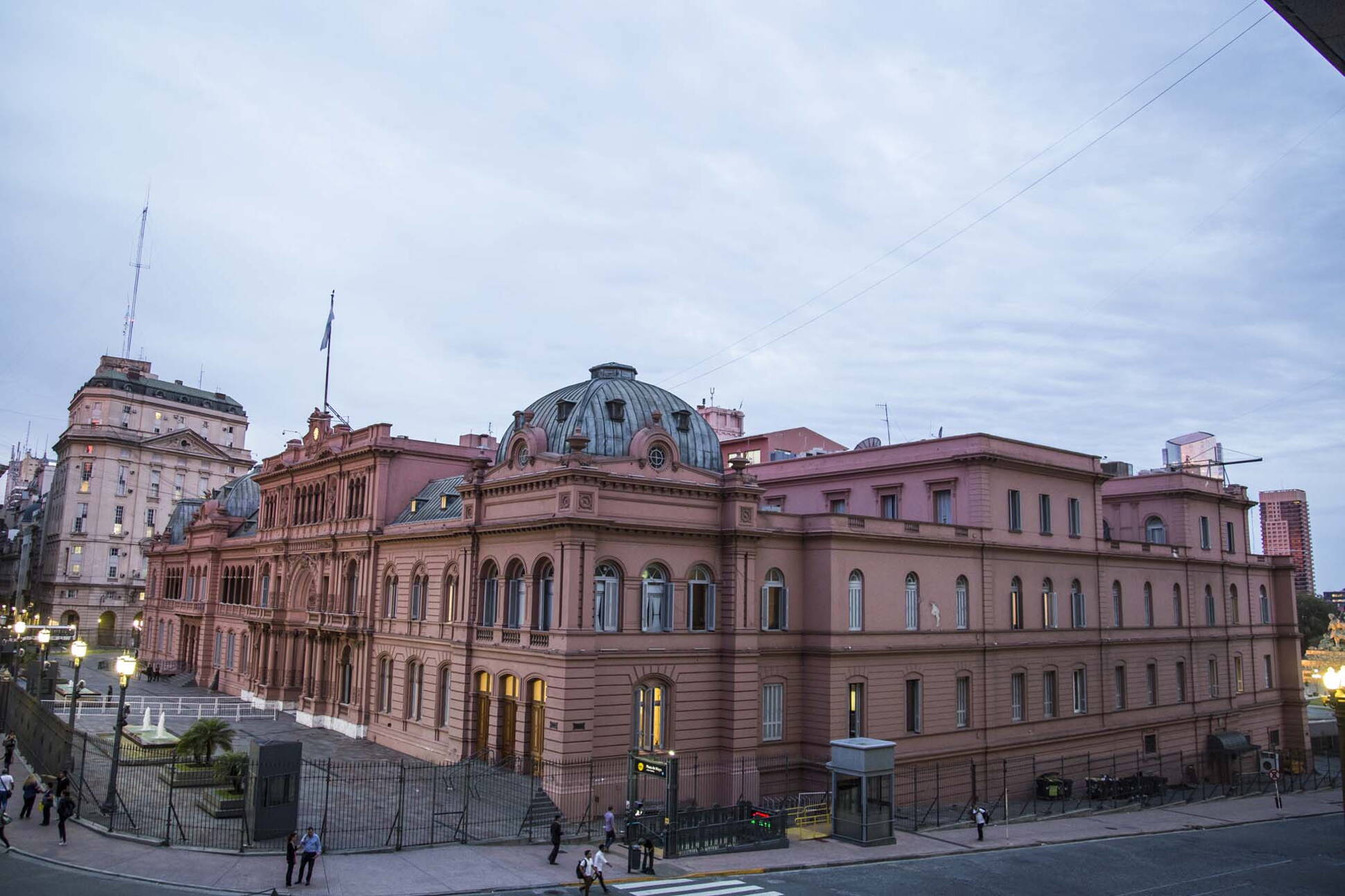 Desestiman la denuncia del Gobierno por presunto espionaje de periodistas