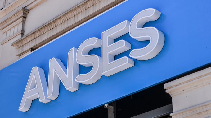 Oficializaron el bono de $70.000 para jubilados y pensionados 