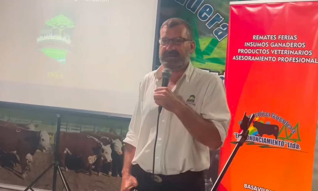 Semana Ganadera 2025: Daniel Sánchez expuso sobre Manejo Holístico