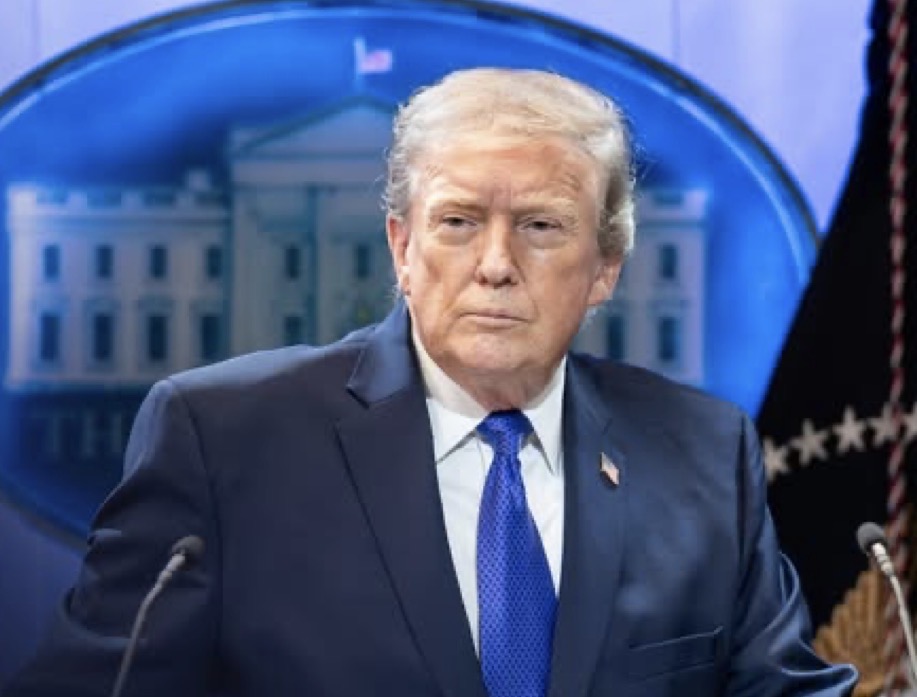Trump ordenó bloquear el estrecho de Ormuz