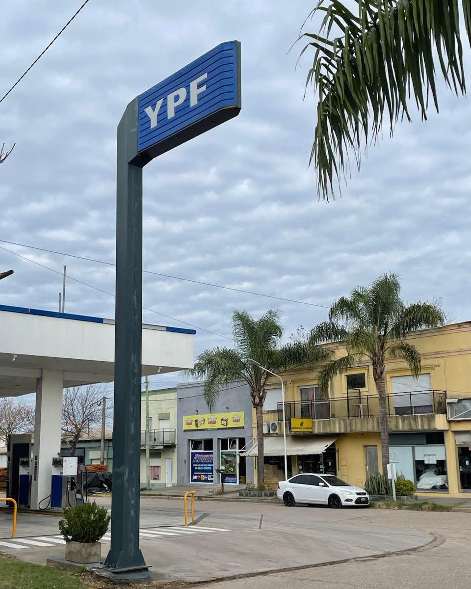 YPF subió los precios de sus combustibles 