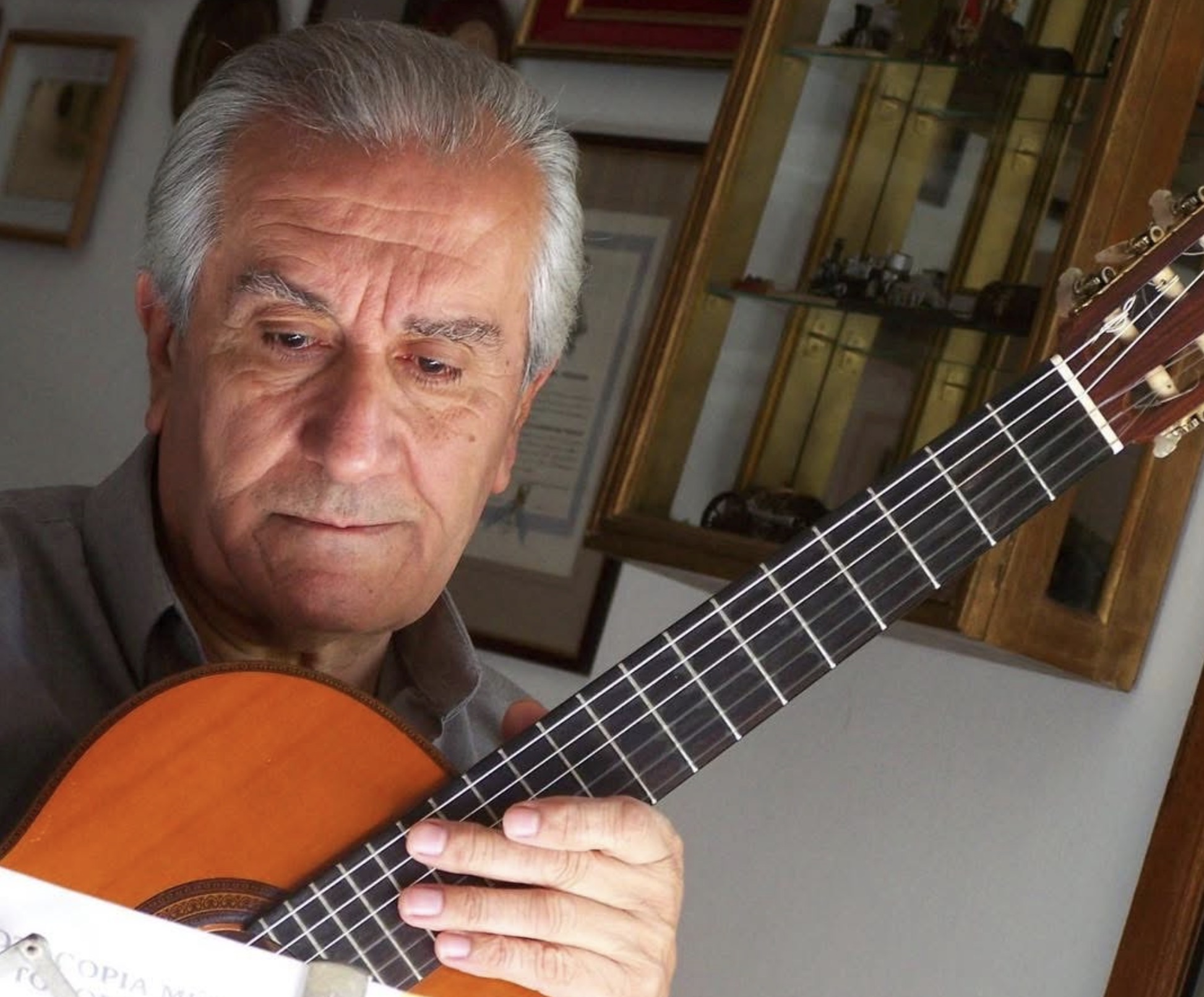 Dolor en la cultura entrerriana: falleció el poeta y cantor Jorge Méndez