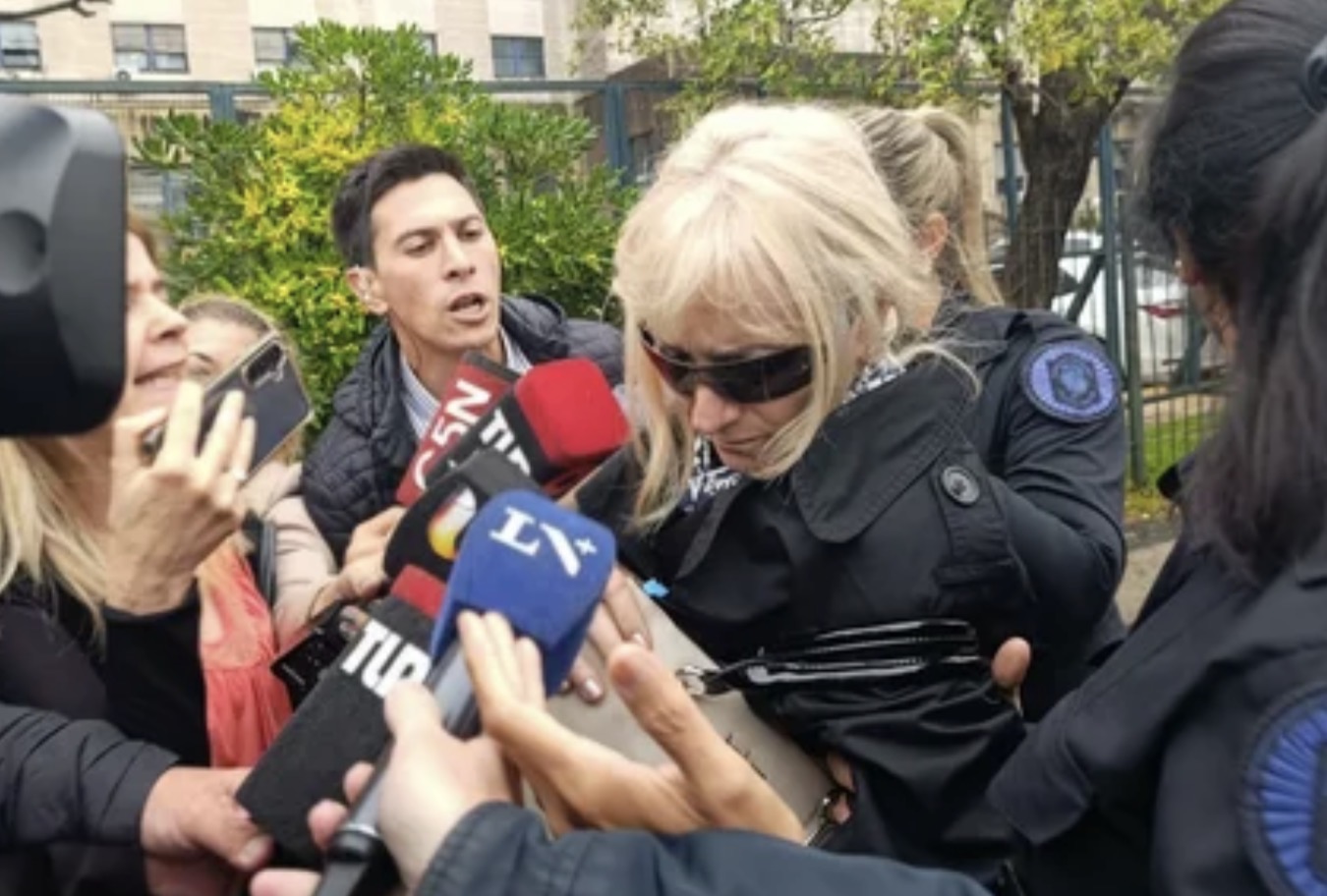 Las jubiladas acreedoras de Adorni declararon ante la justicia