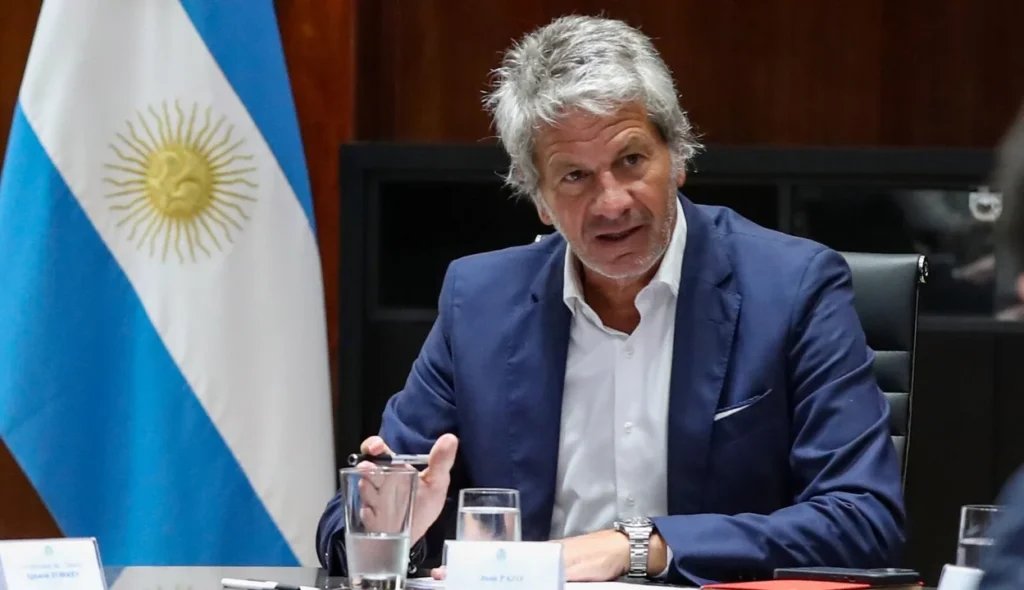 “Vamos a dejar de pensar que somos todos evasores"