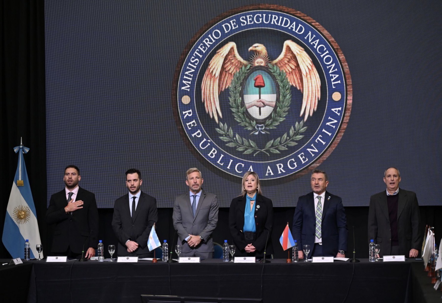 El Gobernador encabezó la apertura del Consejo Federal de Seguridad Interior