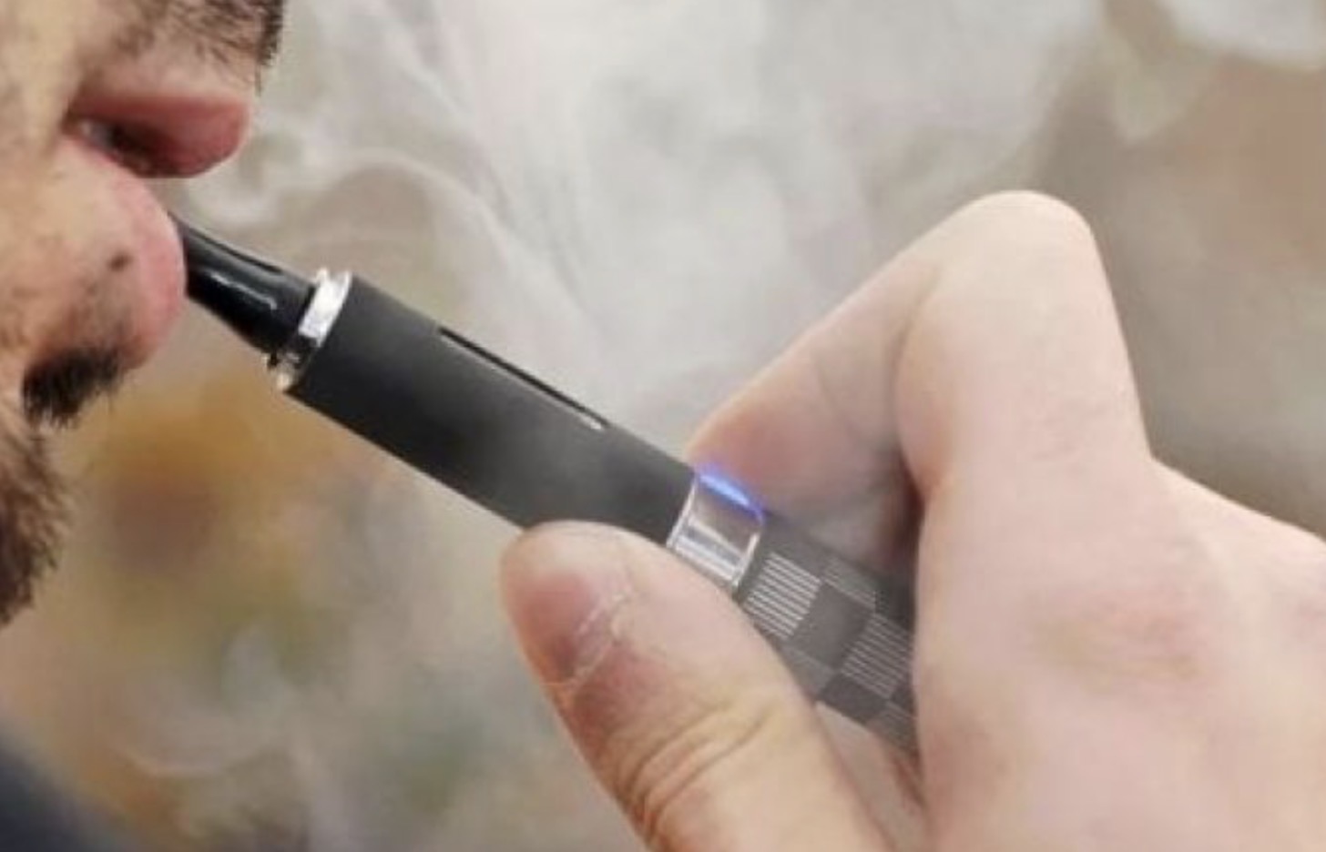 El Gobierno reguló la venta de vapeadores y productos de nicotina
