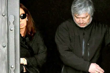 La Justicia ordenó decomisar los bienes de CFK y de Lázaro Báez