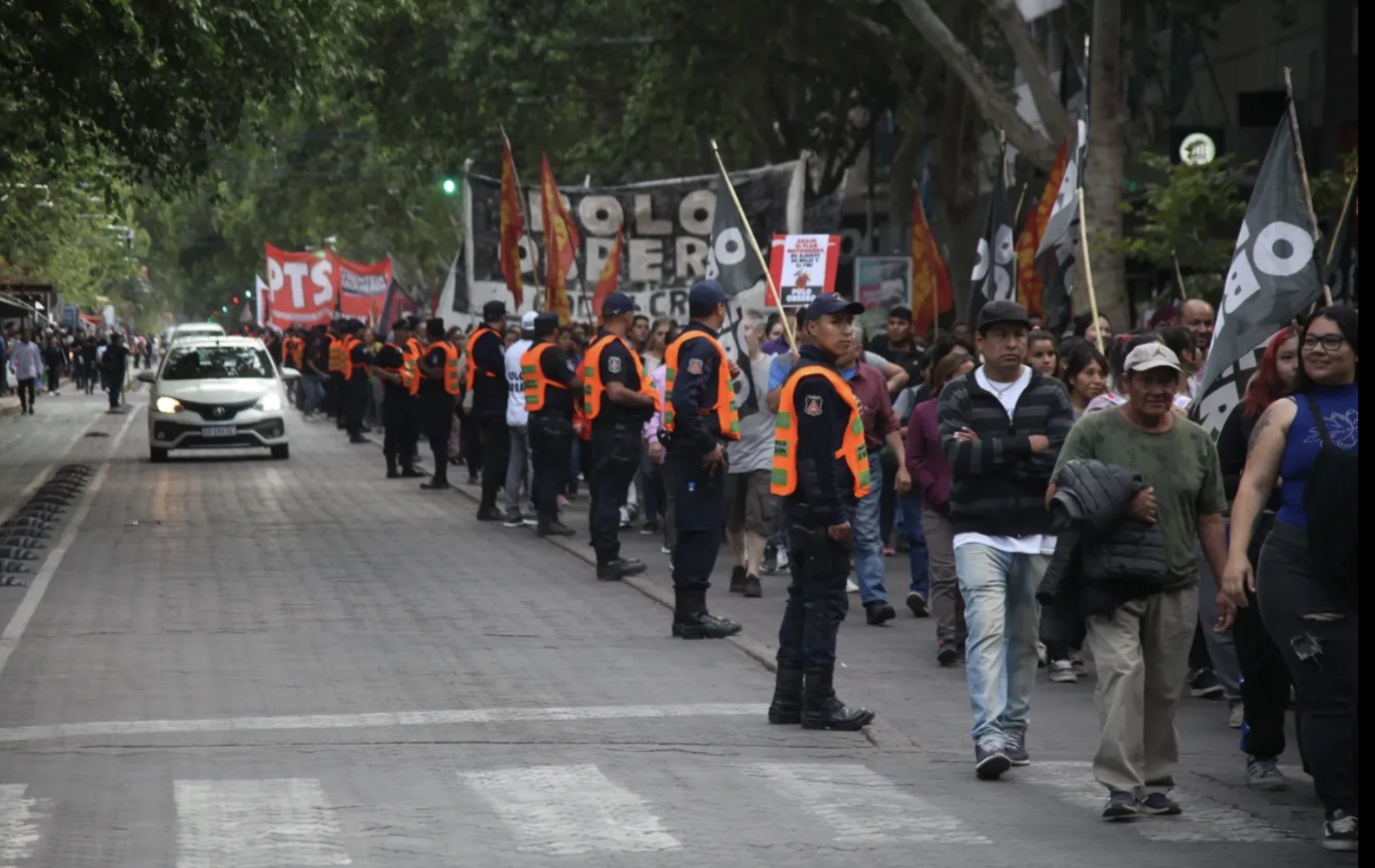 El protocolo antipiquetes continúa vigente