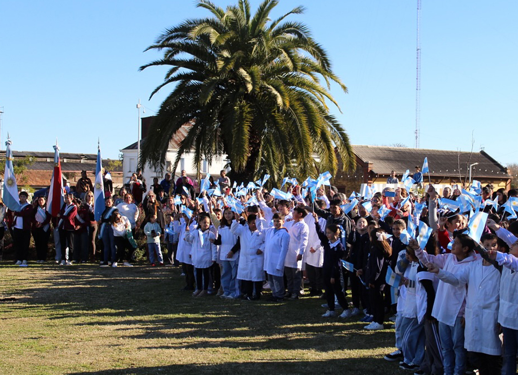 Promesa de lealtad en Basavilbaso: un acto cargado de emoción y patriotismo