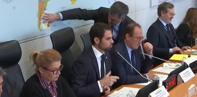 Embajador se negó a exponer ante un mapa que mostraba a Malvinas como británicas