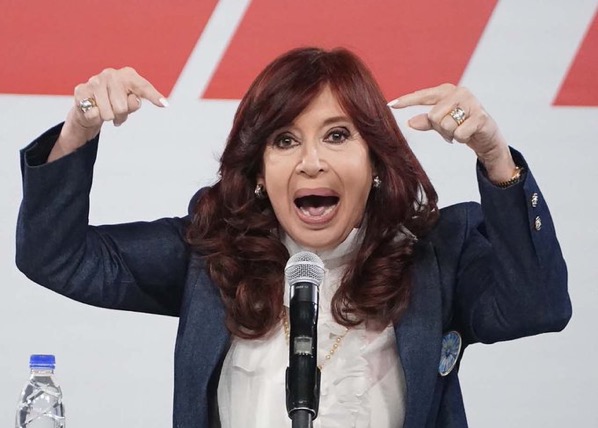 Cristina Kirchner y seguirá siendo investigada por la ruta del dinero K