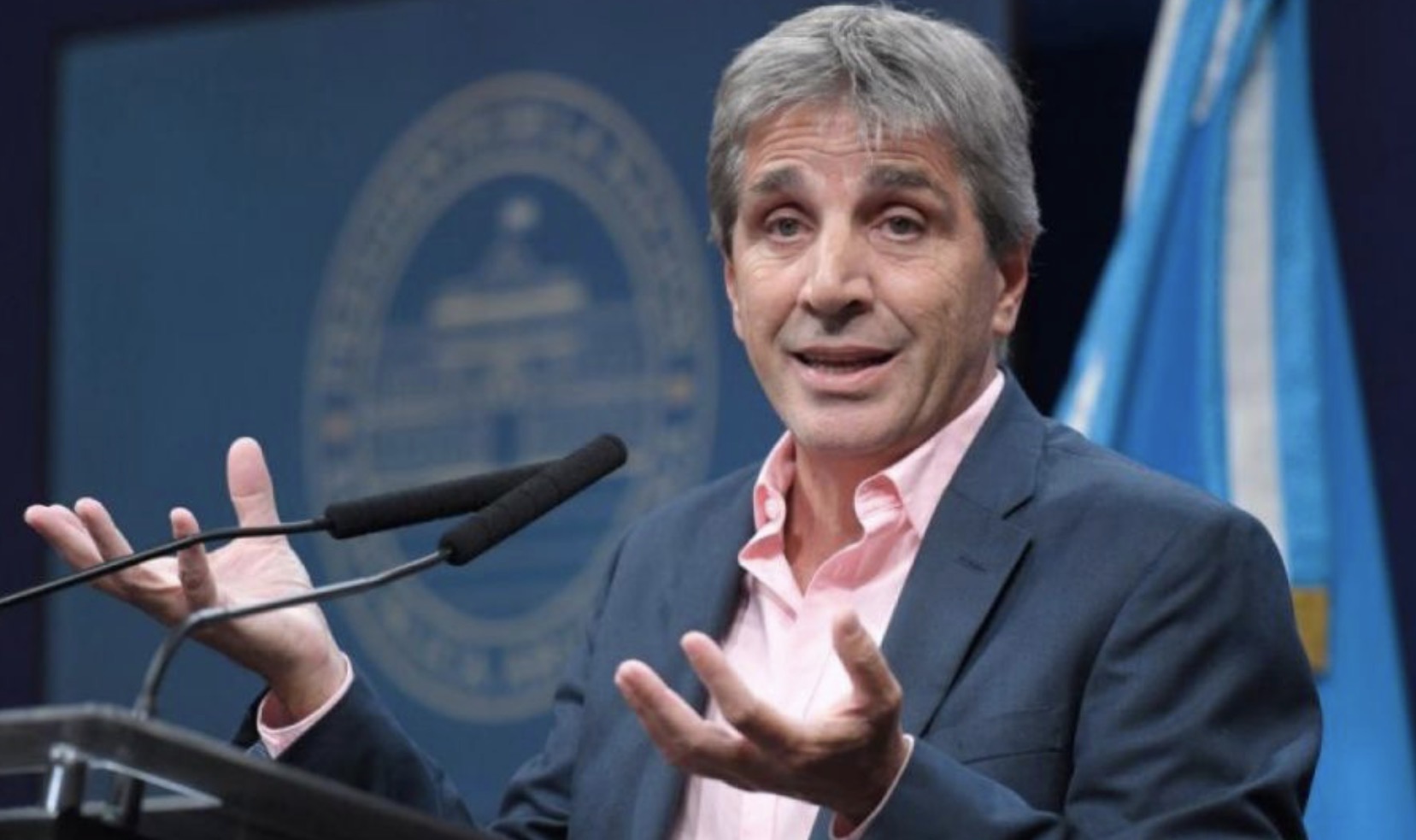 El Gobierno consiguió superávit fiscal en abril