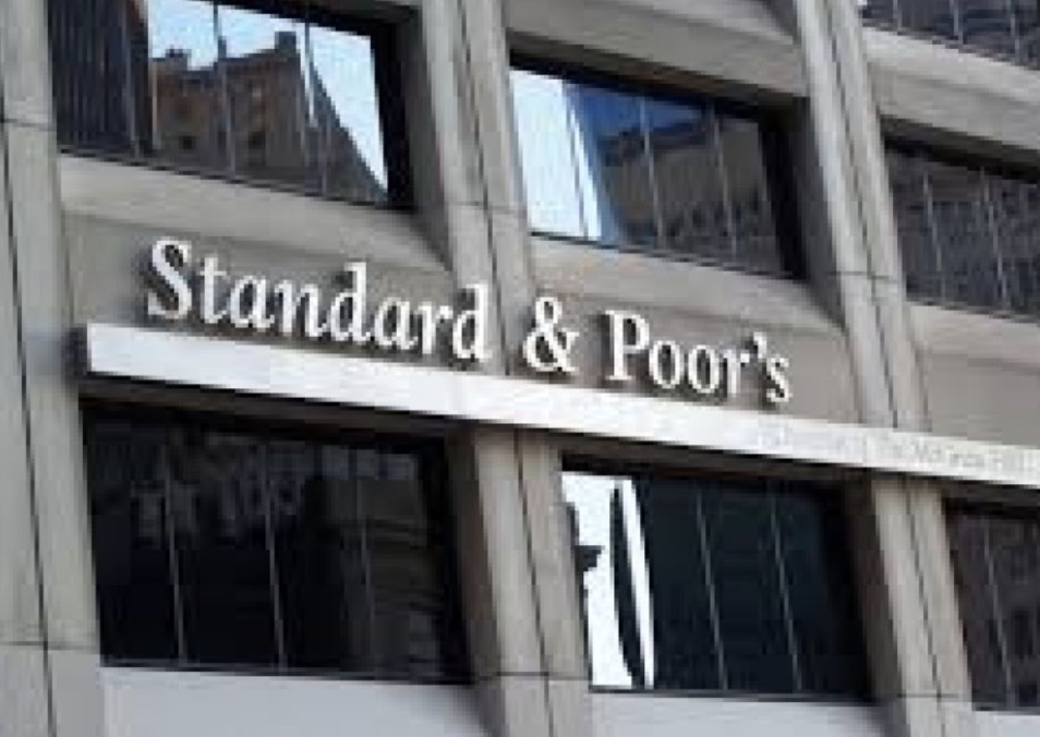 Mejoran la calificación crediticia de Argentina