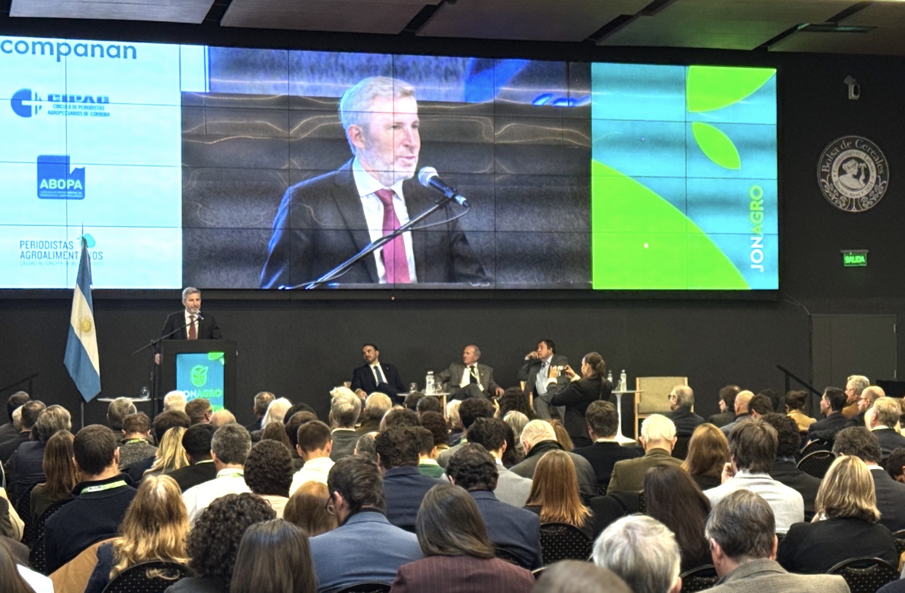 El Gobernador impulsa un nuevo pacto fiscal