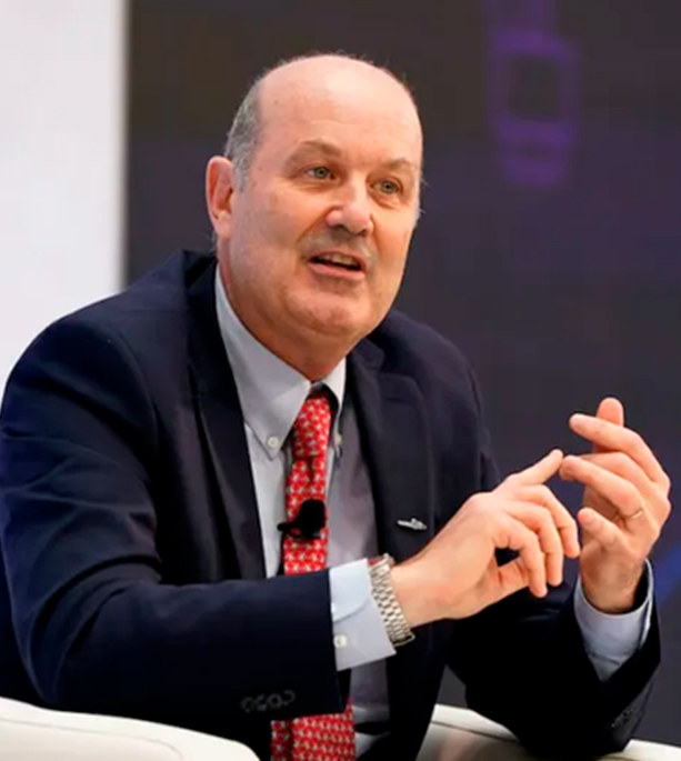 Sturzenegger desmintió un aumento de la jornada laboral 