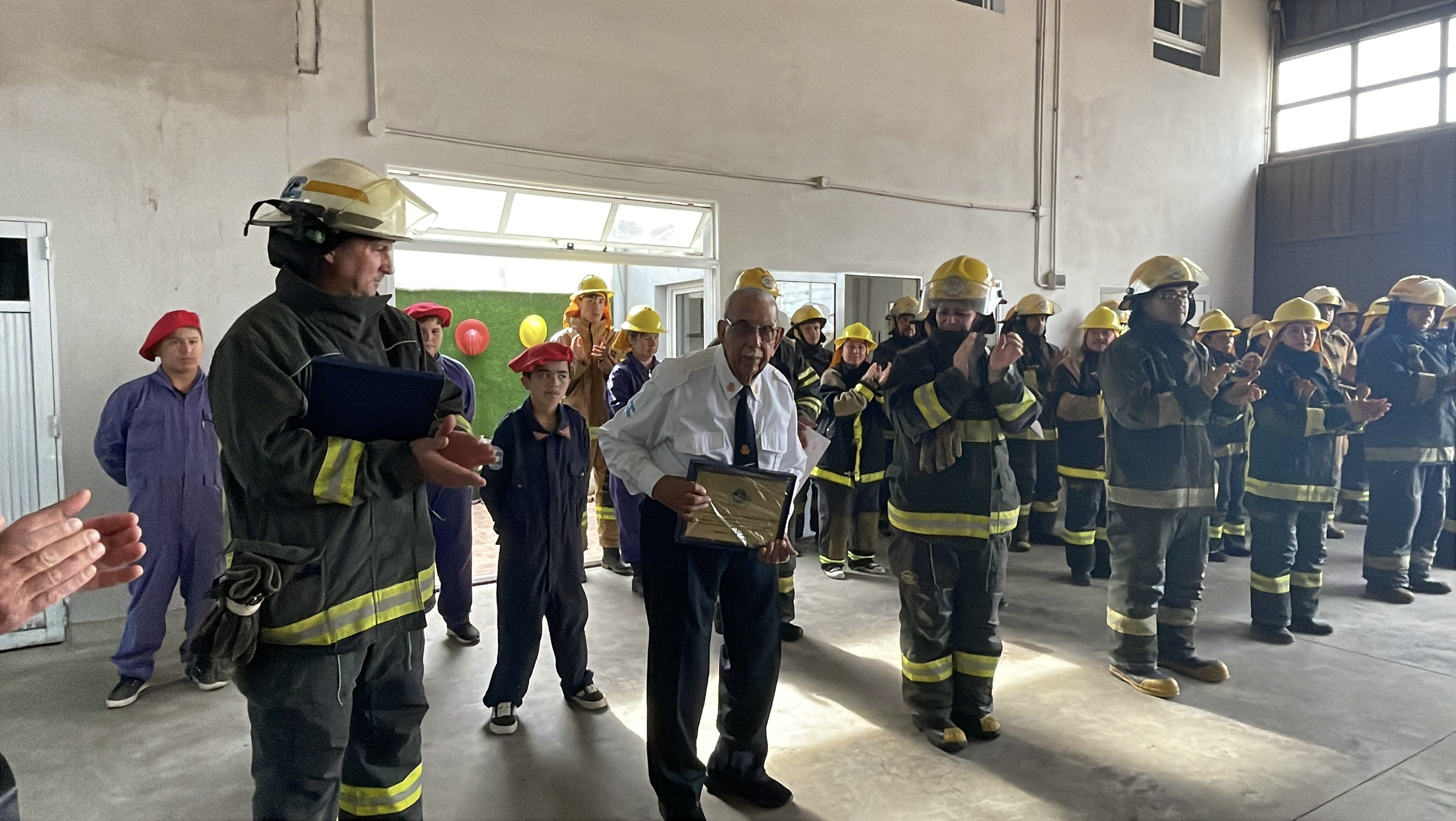 Bomberos celebró su 44º aniversario